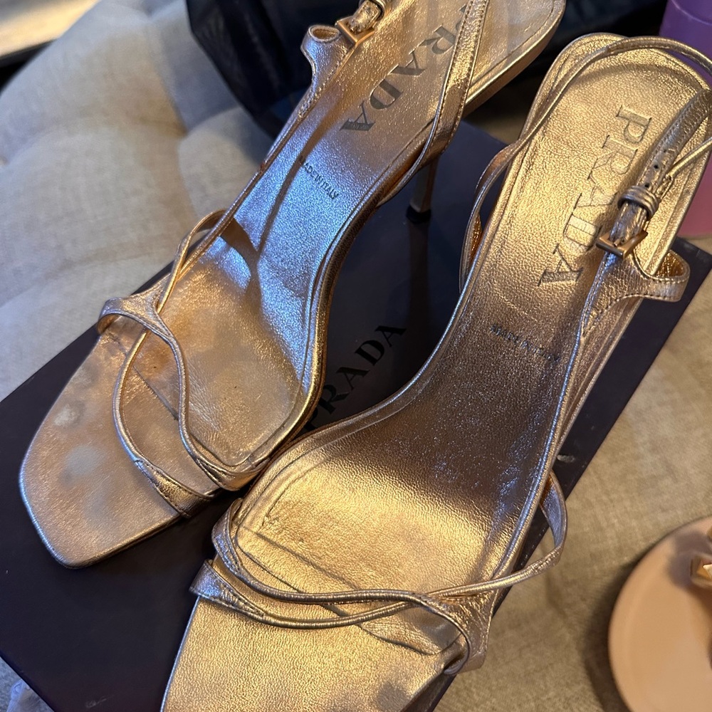Women Prada heels